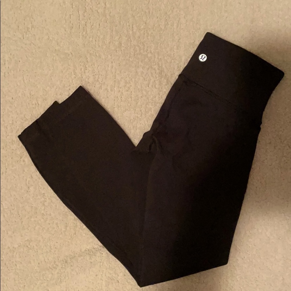 Lululemon low rise wunder under
